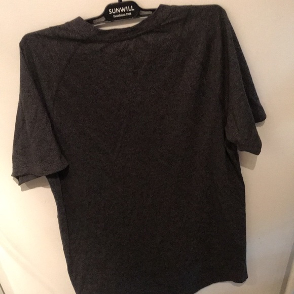 Brand New Puma textured grey/black Athletic Ultra soft/light tee w/ white Puma - Picture 4 of 4